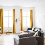 Lägenhet At Rosenthaler Platz