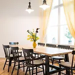 At Rosenthaler Platz Lägenhet