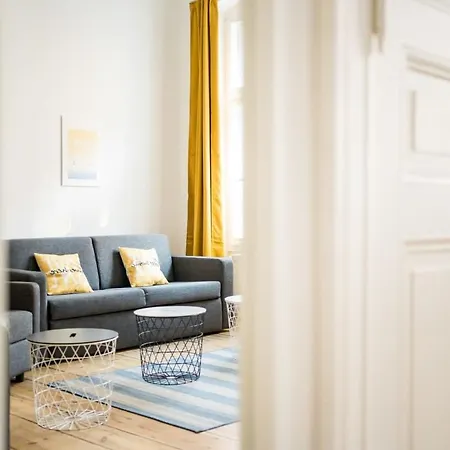 At Rosenthaler Platz