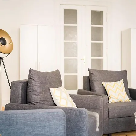 At Rosenthaler Platz Apartment *