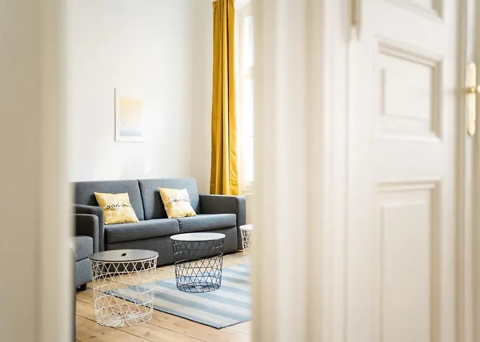 At Rosenthaler Platz