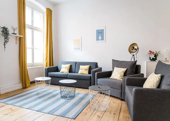 At Rosenthaler Platz *