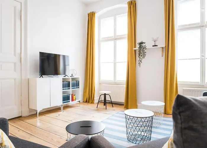 At Rosenthaler Platz 公寓