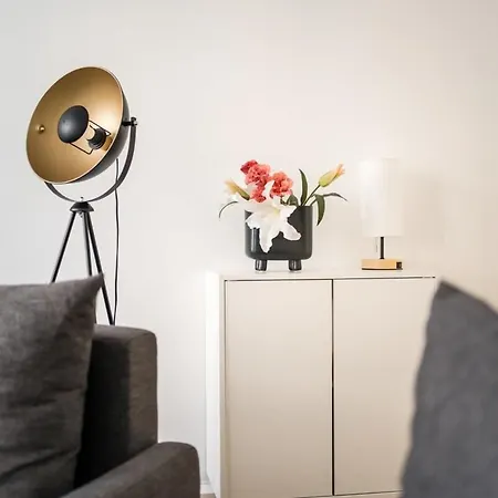 At Rosenthaler Platz